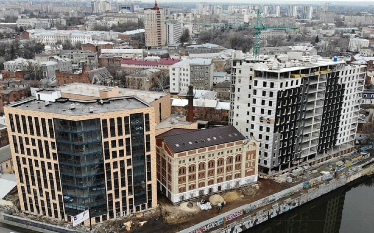 Медіа оприлюднили розслідування про 143 обʼєкти нерухомості брата директора ДБР