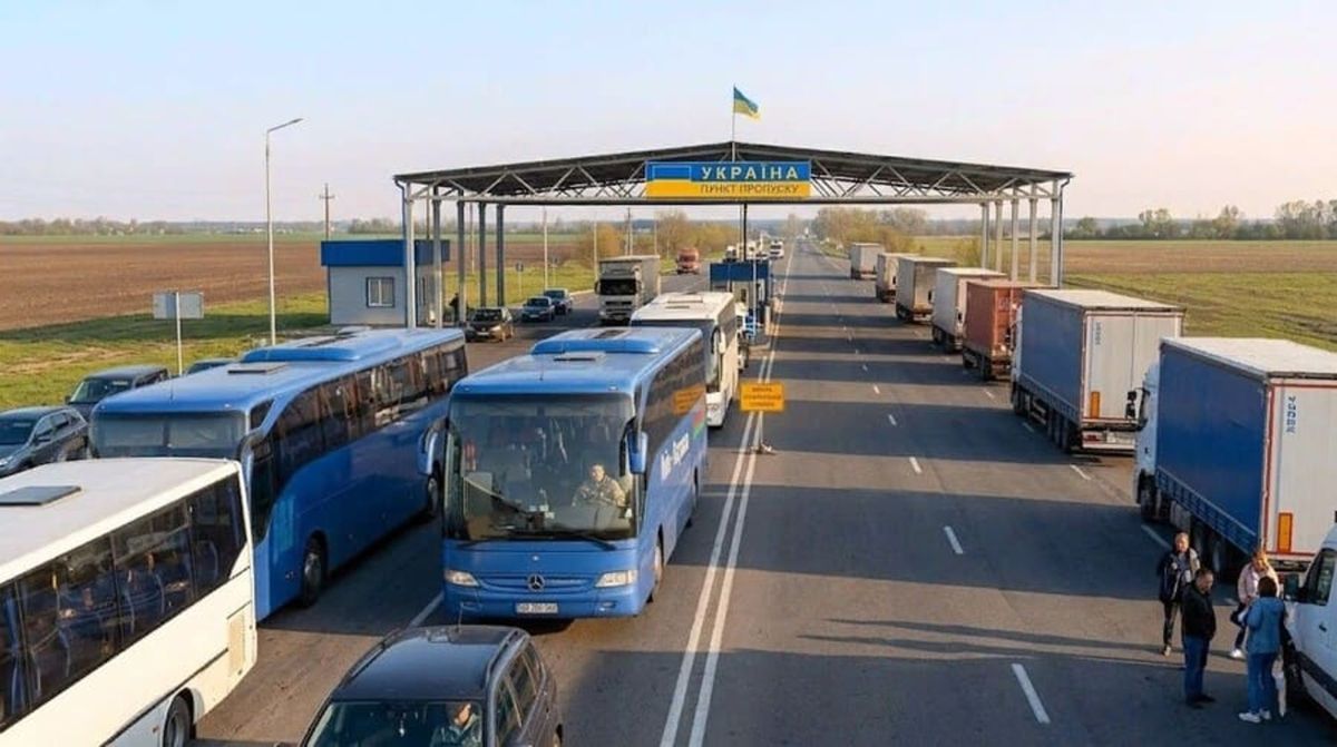 Рівненського перевізника судили за організацію втечі 16 чоловіків за кордон