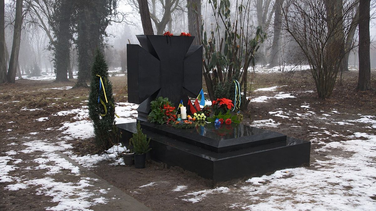 Євгена Коновальця перепоховають на Національному військовому меморіальному кладовищі