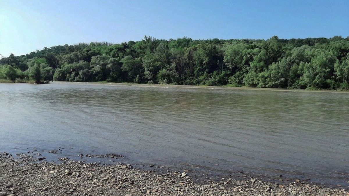У Чернівцях у річці Прут знайшли тіло розшукуваного 8-річного хлопчика