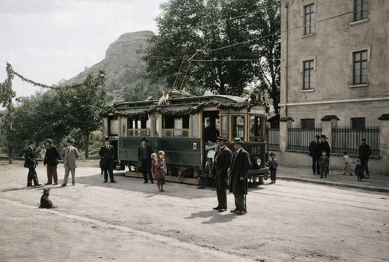 Трамвай на кінцевій зупинці Високий Замок, 1920-і роки