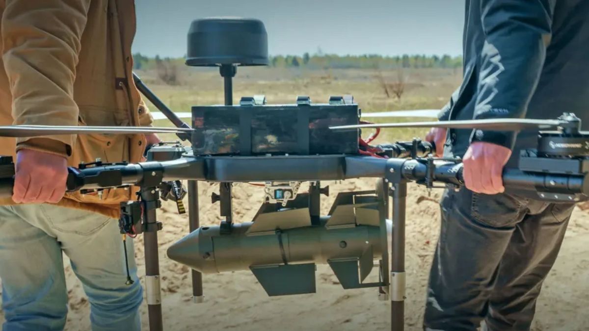 Міноборони представило новий клас боєприпасів Firefly