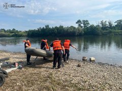 Рятувальники дістали з Дністра тіло зниклого три дні тому тернополянина 