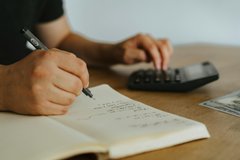 Банки вводять нові ліміти на перекази для ФОПів і бізнесу: що зміниться з 14 серпня