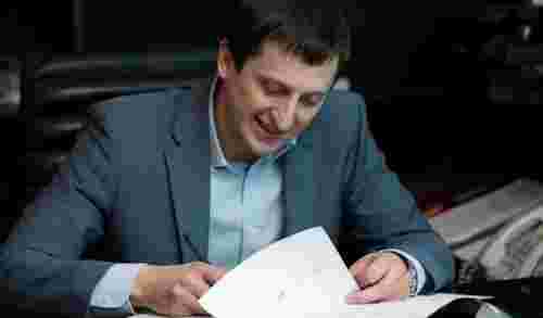 Суд арештував затриманого під час передачі хабаря головного земельника Львівщини