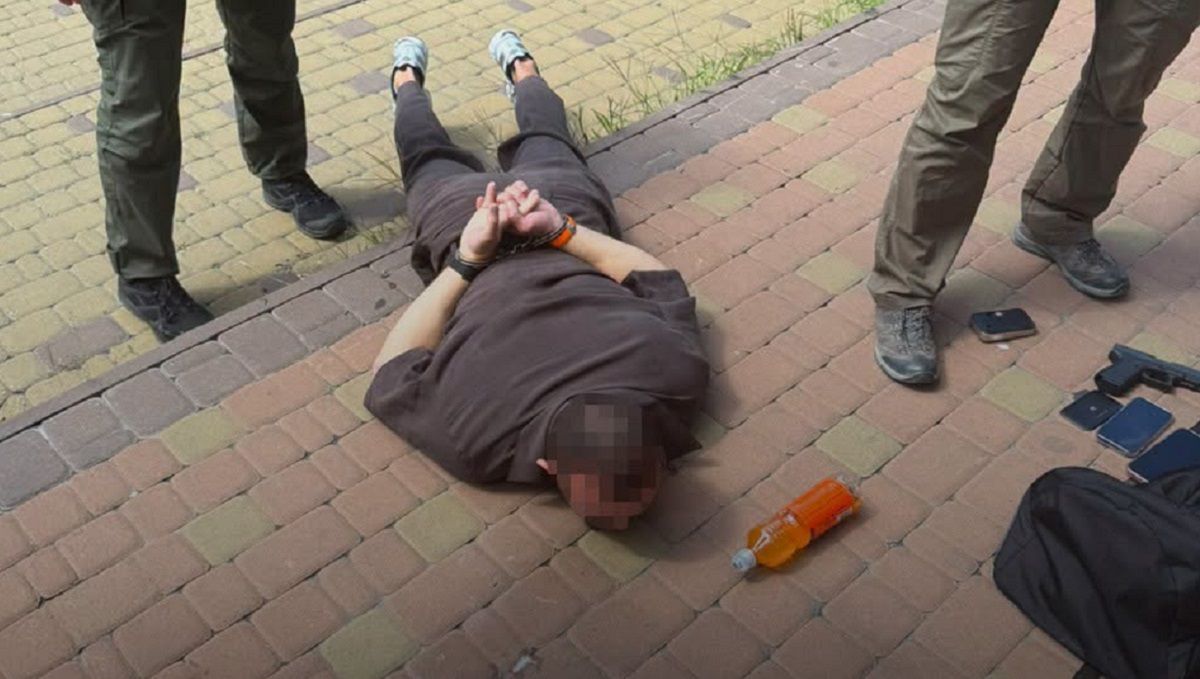Близький до керівництва СБУ за 1 млн доларів обіцяв допомогти уникнути екстрадиції до РФ