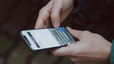 Смартфон розряджається за кілька годин: причина може бути в цих застосунках