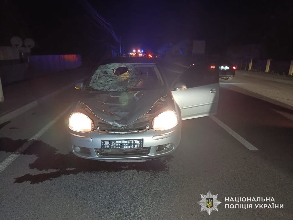 У Самборі 20-річний водій автомобіля Volkswagen Golf на смерть збив пішохода