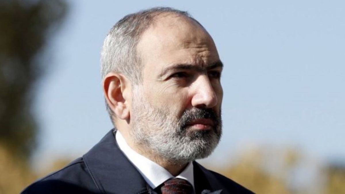 Прем'єр-міністр Вірменії Нікол Пашинян оголосив про відставку уряду