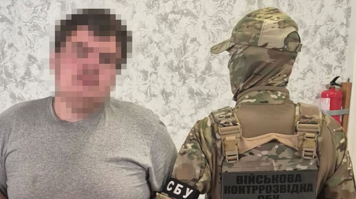 На Полтавщині затримали військового, який коригував російські удари по АЗС 