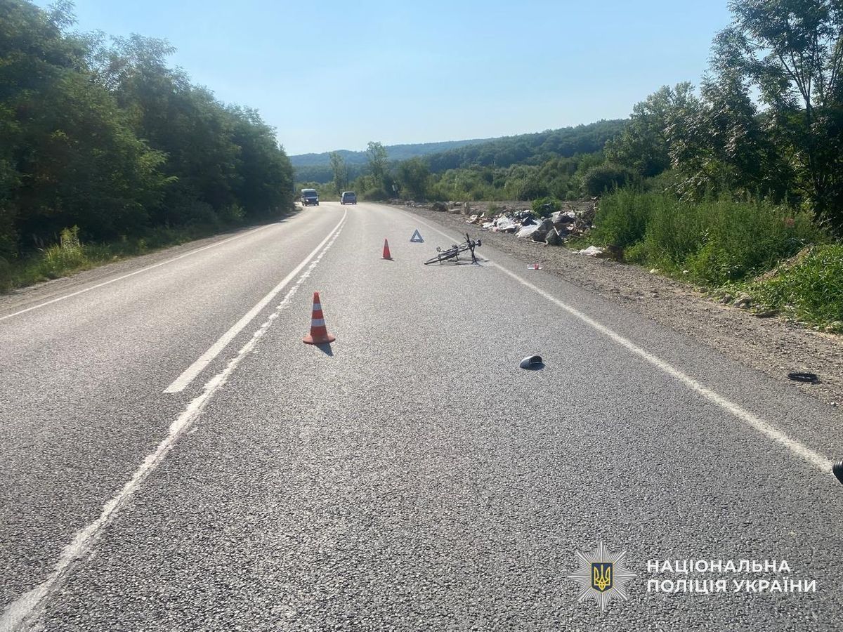 Водійка Škoda на смерть збила велосипедиста біля Мукачева