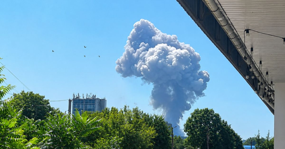 ДБР перевіряє диверсію після вибухів на військовому полігоні біля Хмельницького