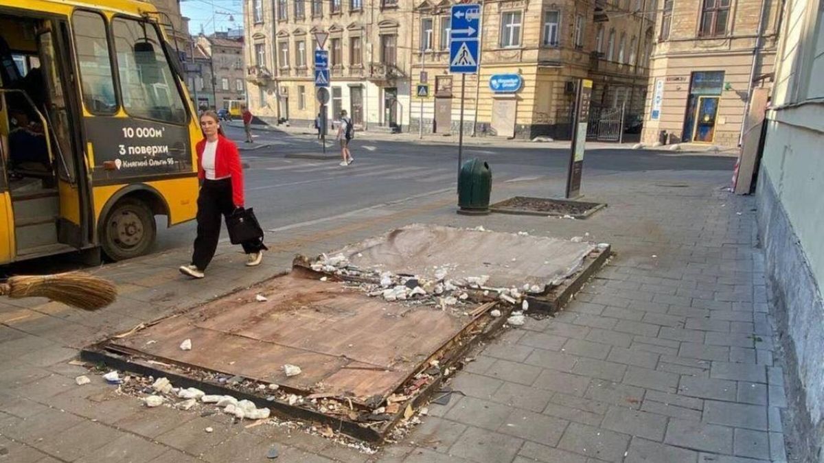 У Львові демонтували незаконні МАФи на вулицях Шота Руставелі та Стрийській