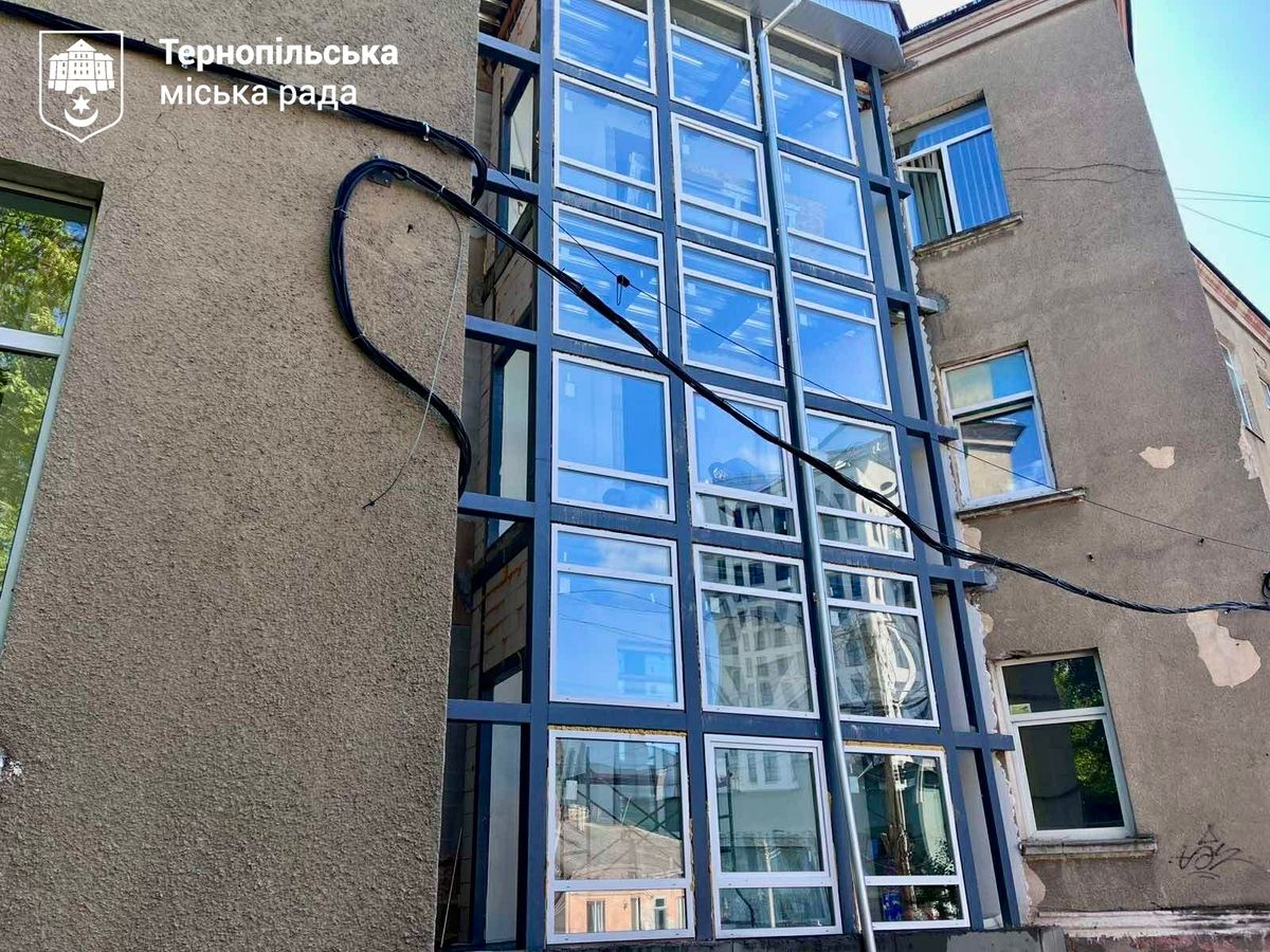 Ліфт у Бучацькій лікарні будуватиме фірма, яка фігурує в кримінальному провадженні