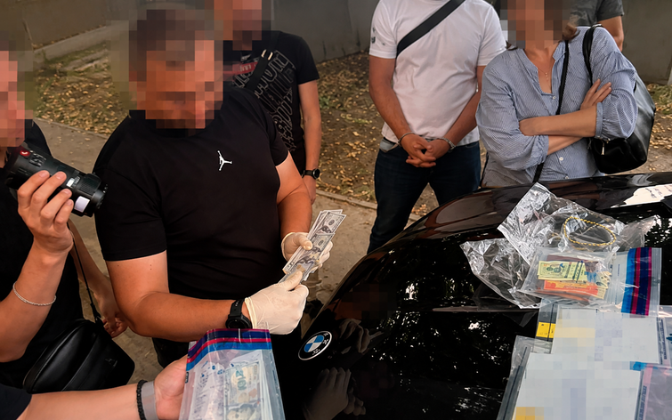 ДБР затримало офіцера Військової служби правопорядку за вимагання хабаря з бійця у СЗЧ