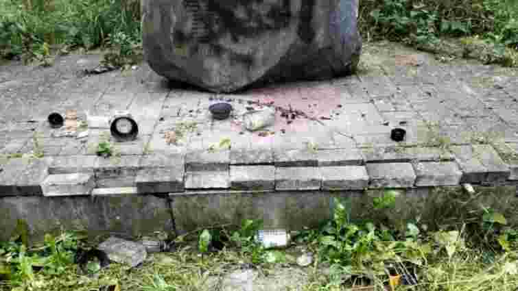 У Польщі вандали пошкодили український військовий меморіал