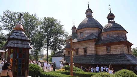 Після шестирічної реставрації у Жовкві відкрили церкву Пресвятої Трійці