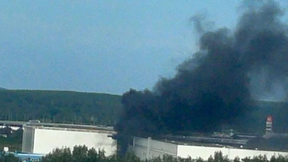 Дрони атакували склад Wildberries в Єкатеринбурзі за 1700 км від України
