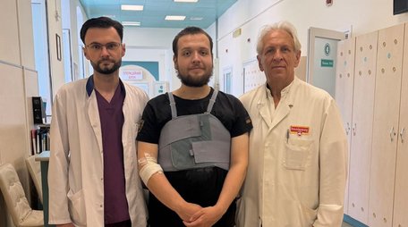 Львівські лікарі на 75 хвилин повністю зупинили роботу всіх органів 23-річного американця