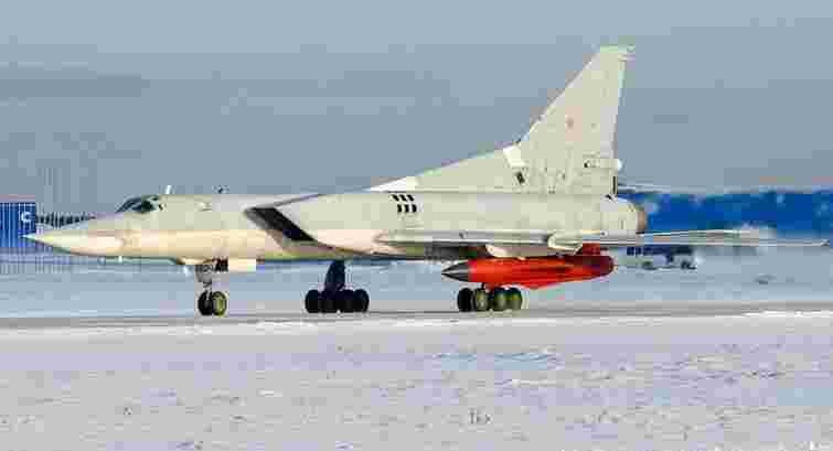 Росія призупинила виробництво ракет Х-32 та «Кинджал» 