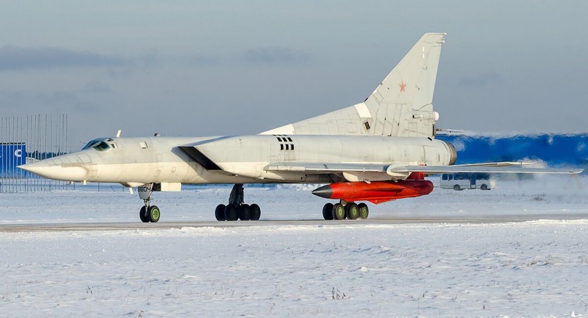 Росія призупинила виробництво ракет Х-32 та «Кинджал» 