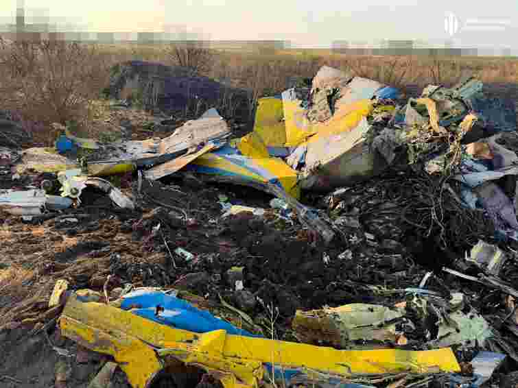 ДБР розпочало розслідування авіакатастрофи винищувача МіГ-29 на Одещині