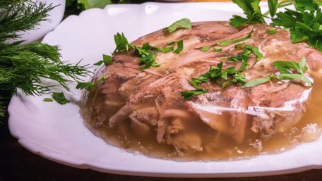 Не все м’ясо підходить для холодцю: коли страва може не застигнути