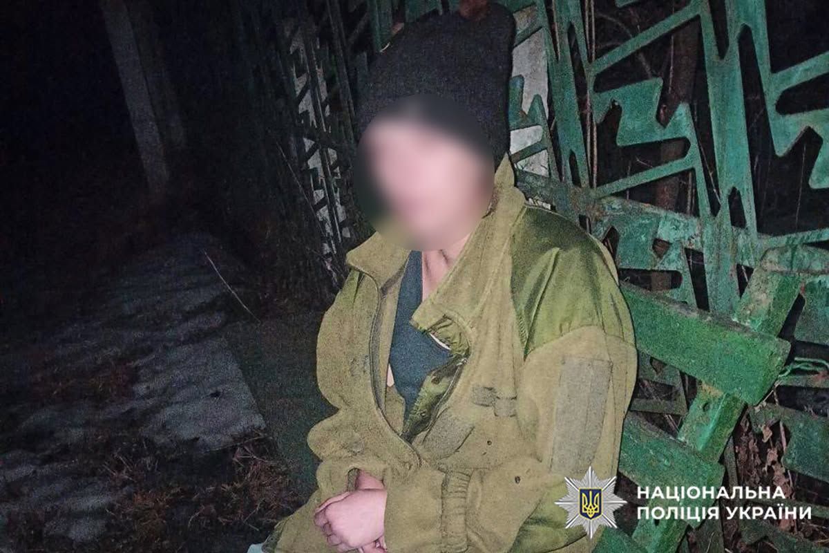 Мешканка Хмельниччини влаштувала самосуд над 12-річним сином та його друзями