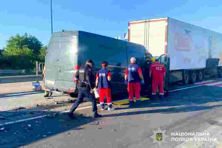 У ДТП з вантажівкою на Рівненщині загинув 52-річний водій буса