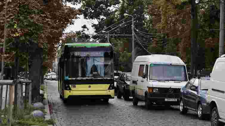 У Львові змінили організацію дорожнього руху на кількох проблемних ділянках