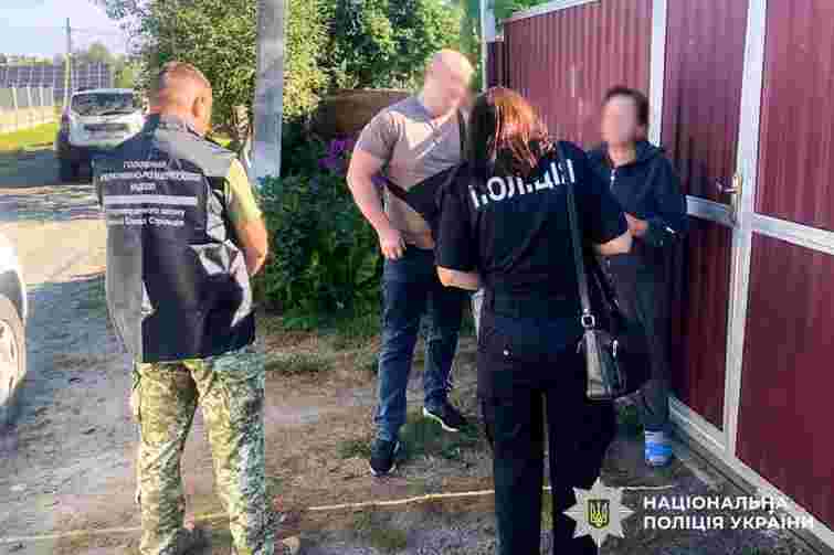 Волинянин організував незаконний перехід кордону для 17 чоловіків і втік до Польщі