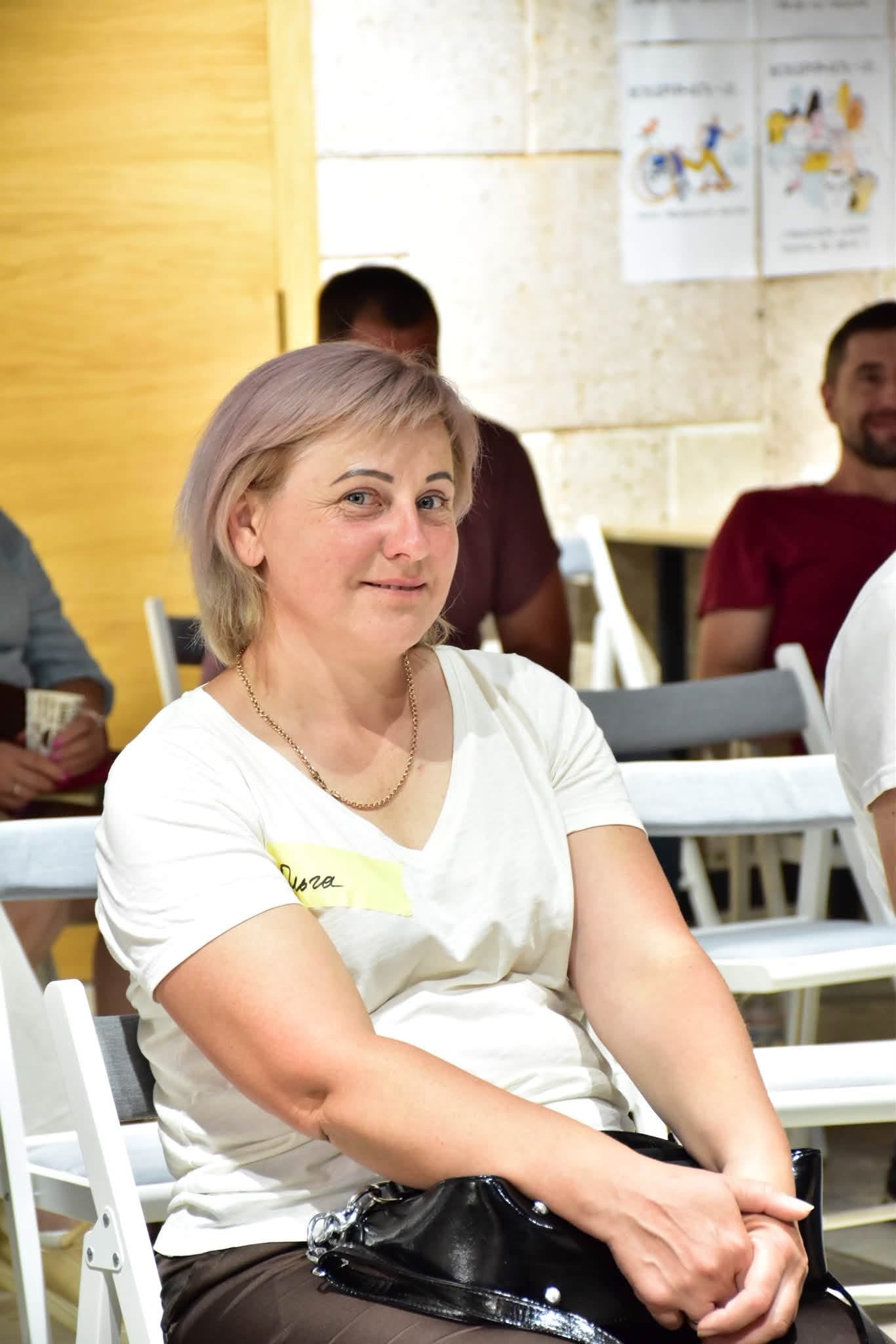Ольга Гриців готує простір етномузею для гостей Славської громади