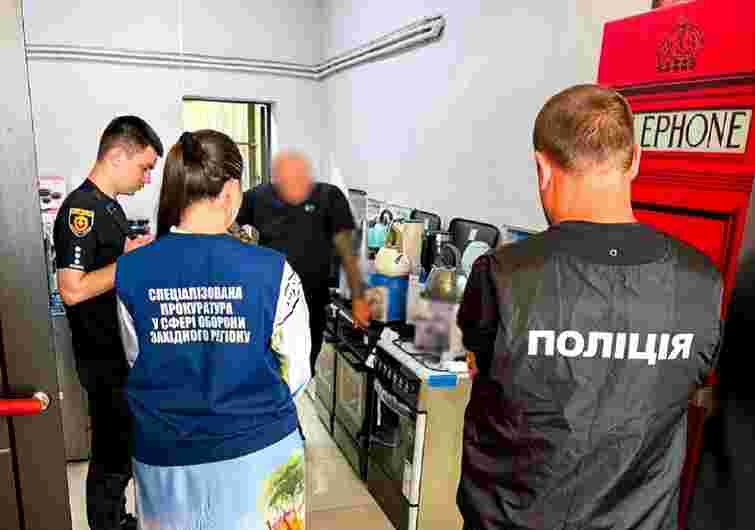 На Рівненщині викрили схему зняття військовозобов’язаних із розшуку за 6 тис. доларів