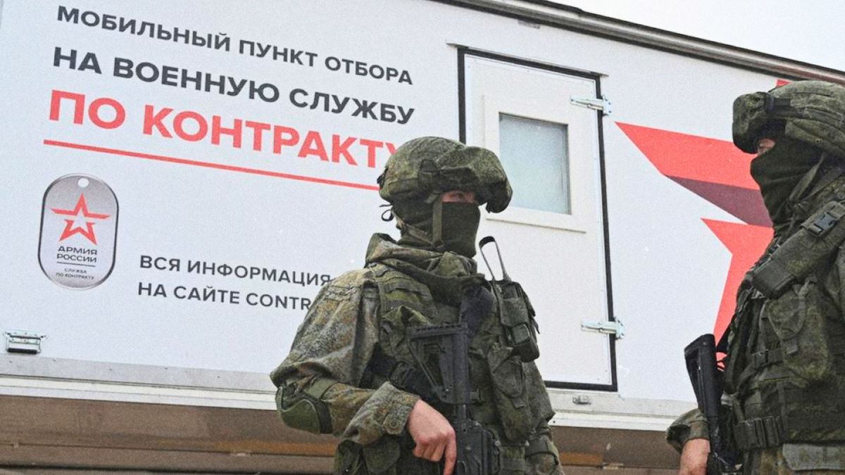 Білорусь почала офіційно вербувати своїх громадян на війну проти України