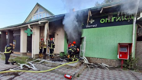 У Львові на вул. Тракт Глинянський виникла пожежа і вибух в аптеці, є загиблий