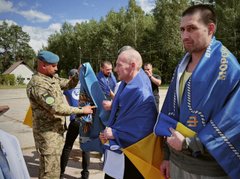 Під час обміну полоненими в Україну повернувся житель Тернопільщини