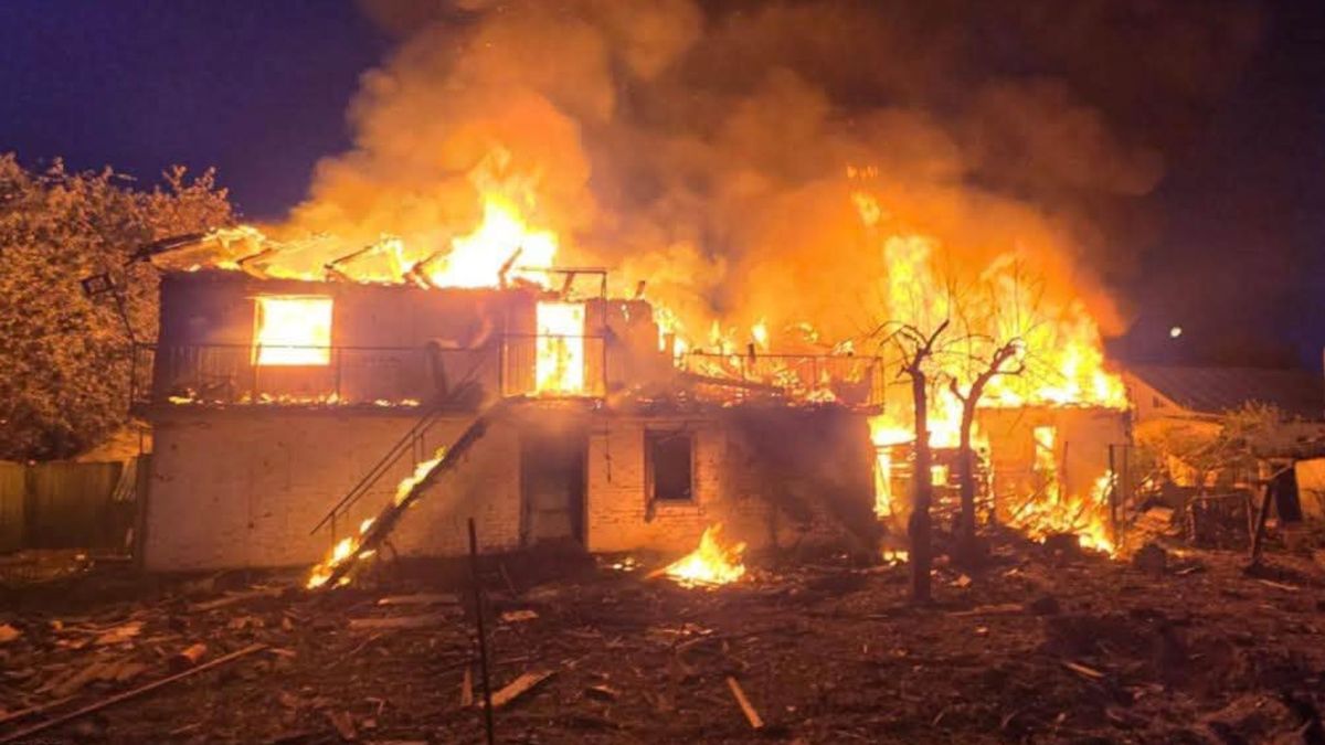Російські дрони вбили в Чернігові 4-річну дівчинку та її матір