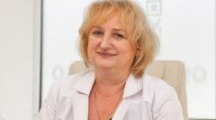 Раптове зниження тиску: чому темніє в очах при різкому вставанні з ліжка