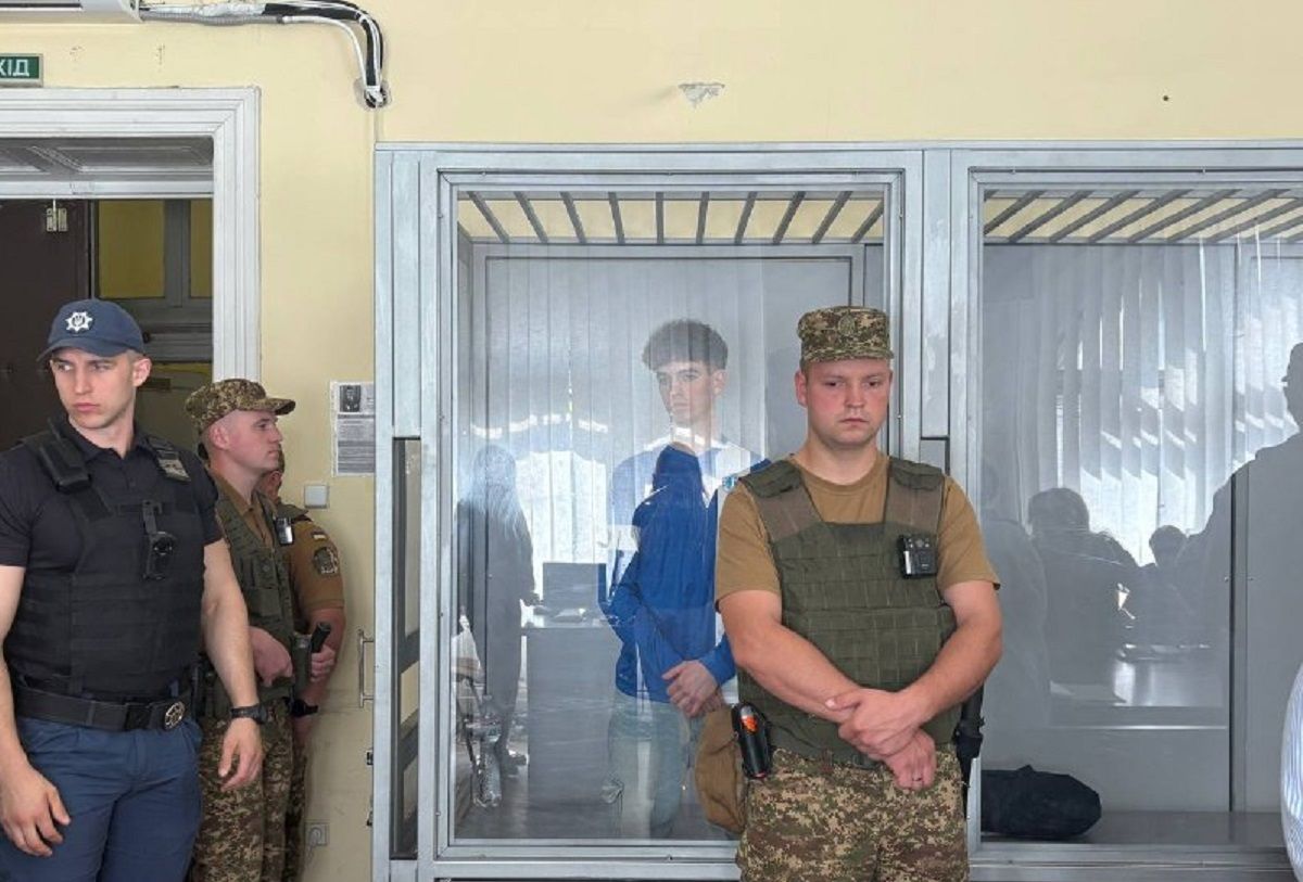 Адвокатці В'ячеслава Зінченка втретє зупинили адвокатську діяльність