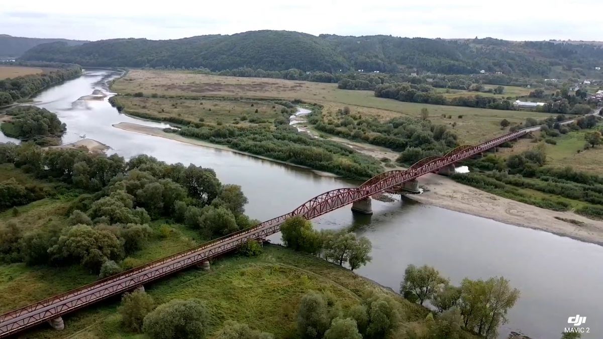 Через річки Дністер і Тлумач на Прикарпатті збудують нові мости