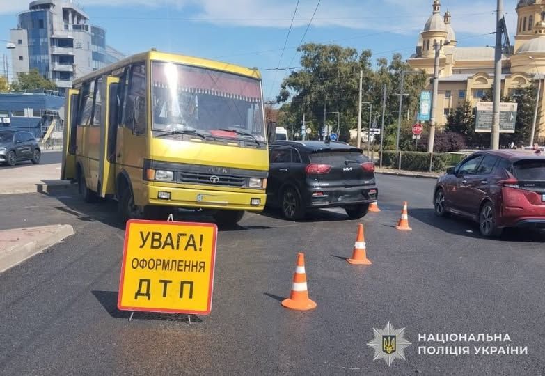 ДТП на перехресті вул. Городоцька-Патона