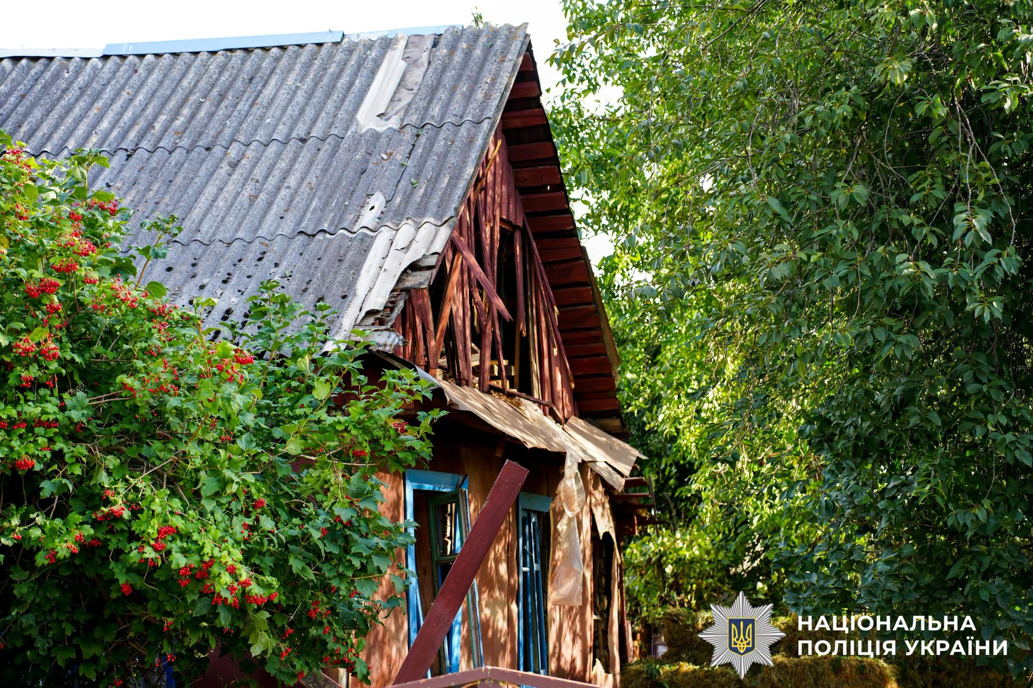 Наслідки ворожої атаки (фото поліції)