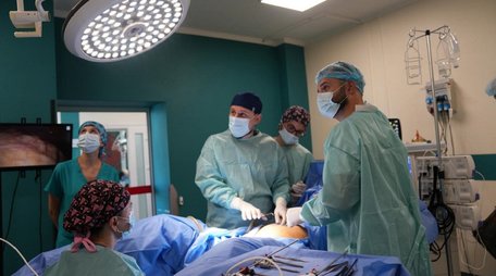 Гінекологи вперше у Львові провели складну реконструкцію піхви молодій жінці 