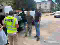 Офіцер із Прикарпаття за хабар пропонував працевлаштувати мобілізованого у ТЦК