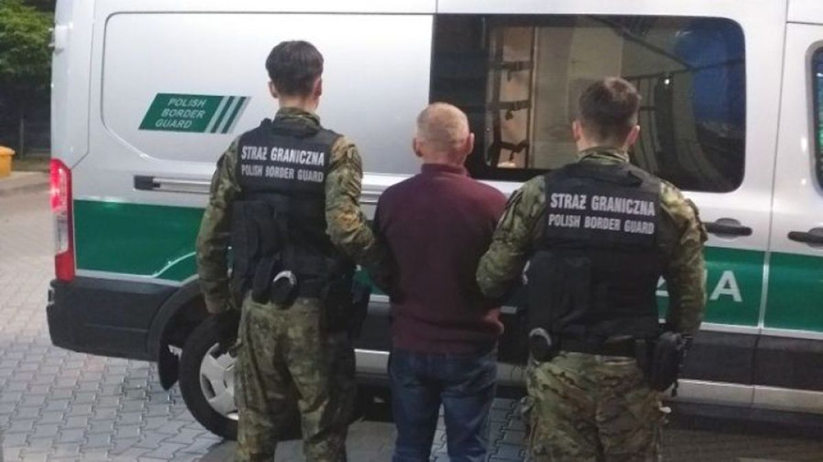 Польща депортувала 32-річного українця, який напав із ножем на земляка
