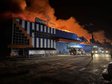 Росіяни шість разів ударили по «Епіцентру» в Миколаєві, ТЦ знищено