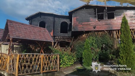 У Солотвино через пожежу на базі відпочинку загинули двоє туристок із Буковини