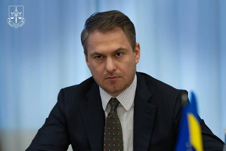 Генпрокурор Руслан Кравченко подав у відставку