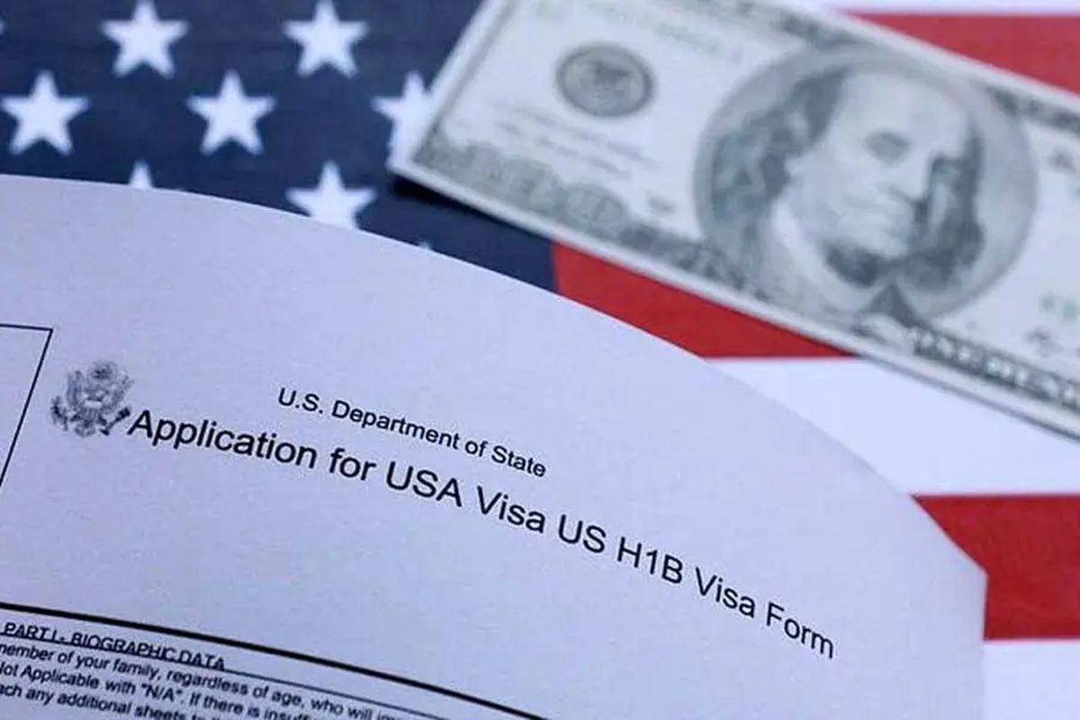 США відновили розгляд імміграційних віз для Угорщини та Польщі