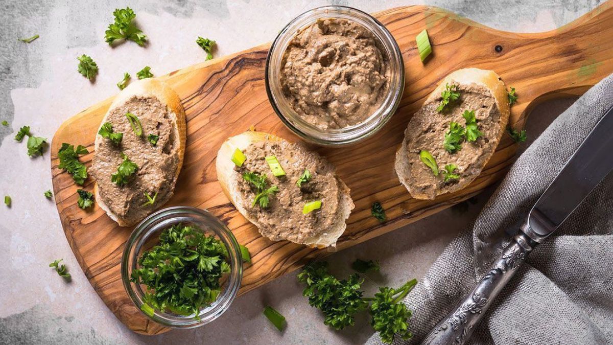 Чим замінити масло в паштеті: простий продукт, який знайдеться майже на кожній кухні